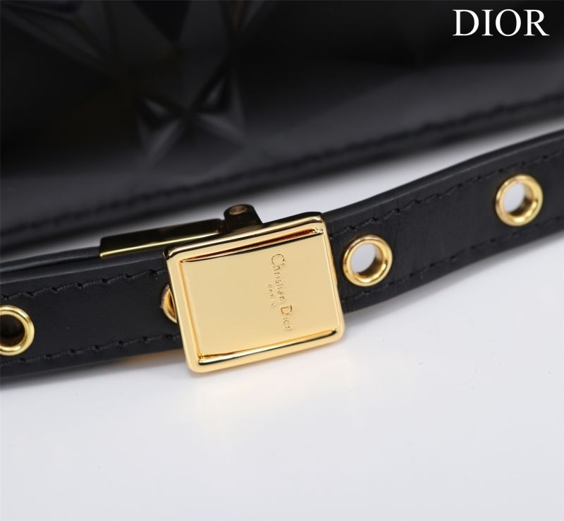 Christian Dior Montaigne Bags